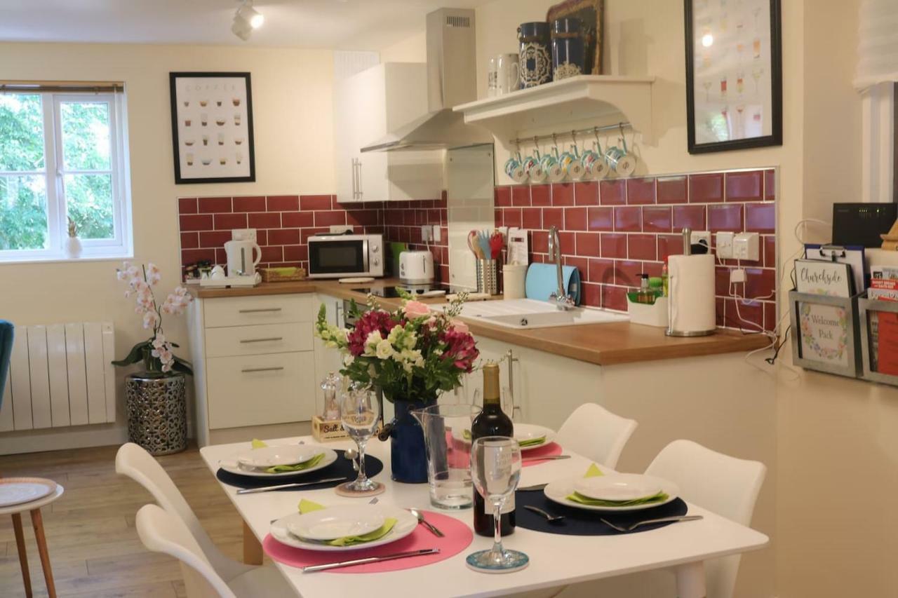 Pristine Apartment In The Centre Of גלסטונברי מראה חיצוני תמונה