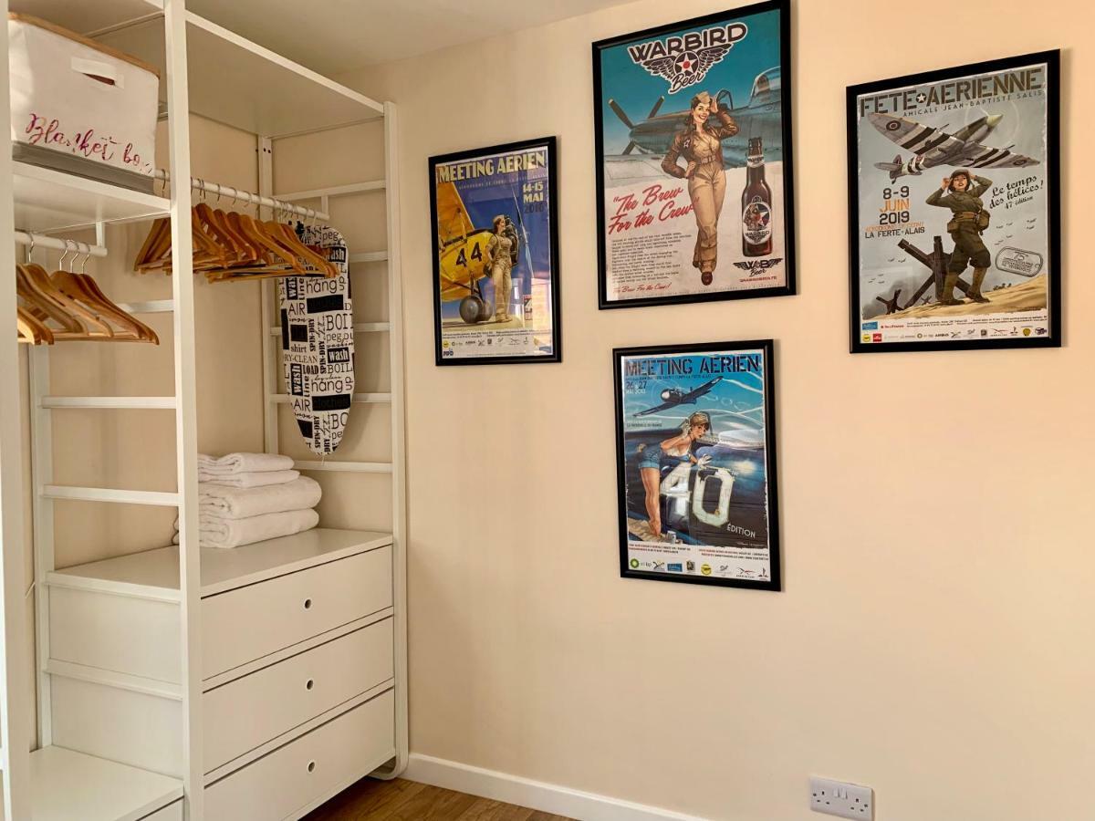Pristine Apartment In The Centre Of גלסטונברי מראה חיצוני תמונה